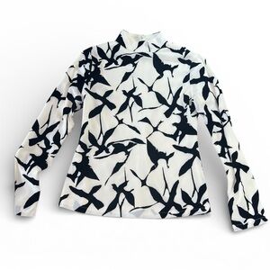 Hidemi Black & White Abstract Bird Print Mock Neck Top – Women’s Small